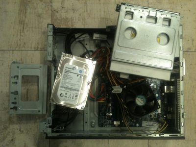 横浜市のパソコン修理｜lenovoレノボHS520Sのハードディスク交換