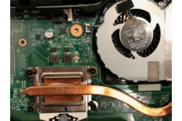 パソコン修理が安い VAIOノートパソコンが電源が落ちる。ファン交換修理のできる横浜のパソコン修理とPC出張修理サポート