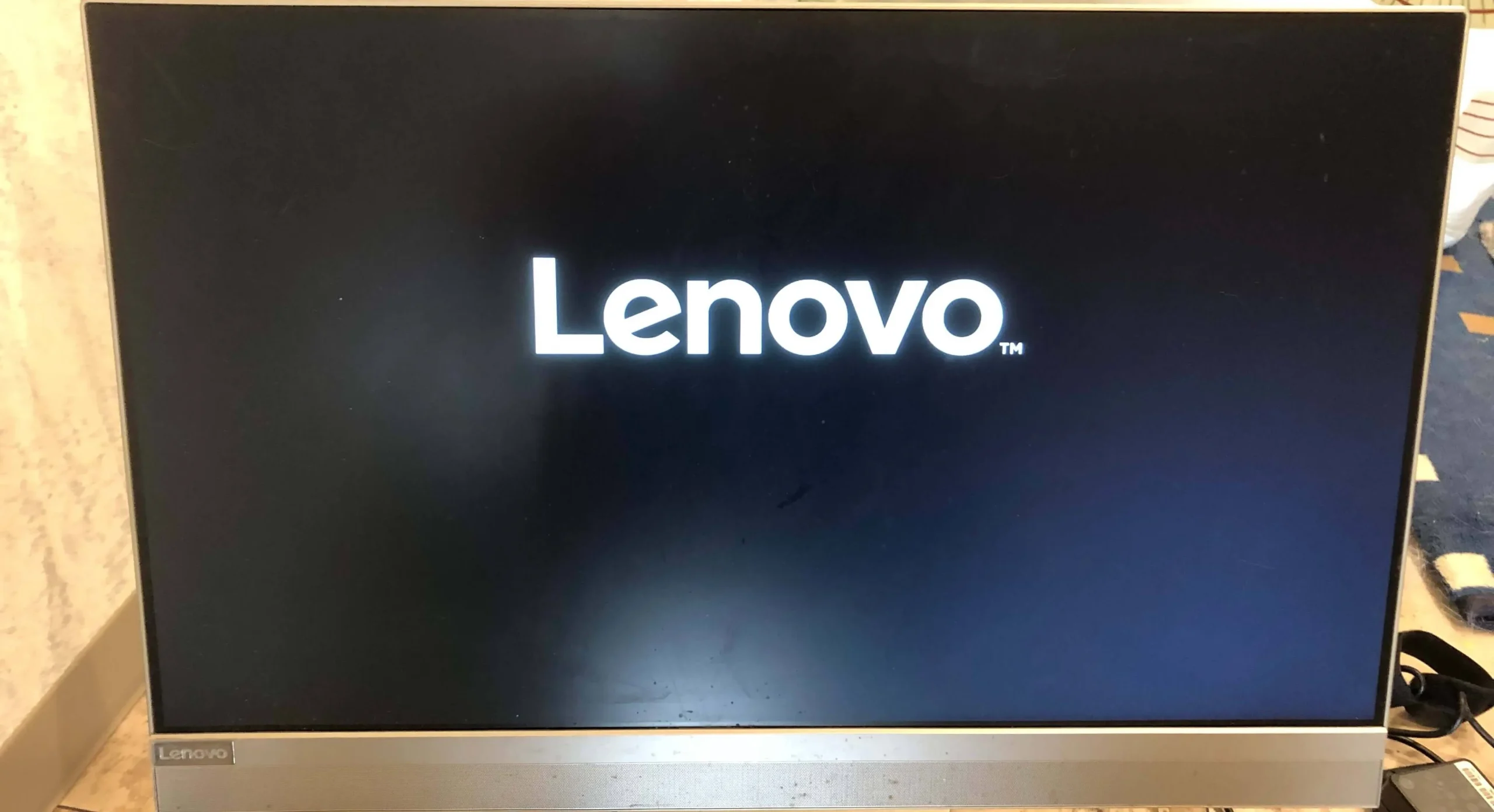Lenovo aio 520-24ikl 修復しようとしています【レノボ】 | 横浜・磯子 
